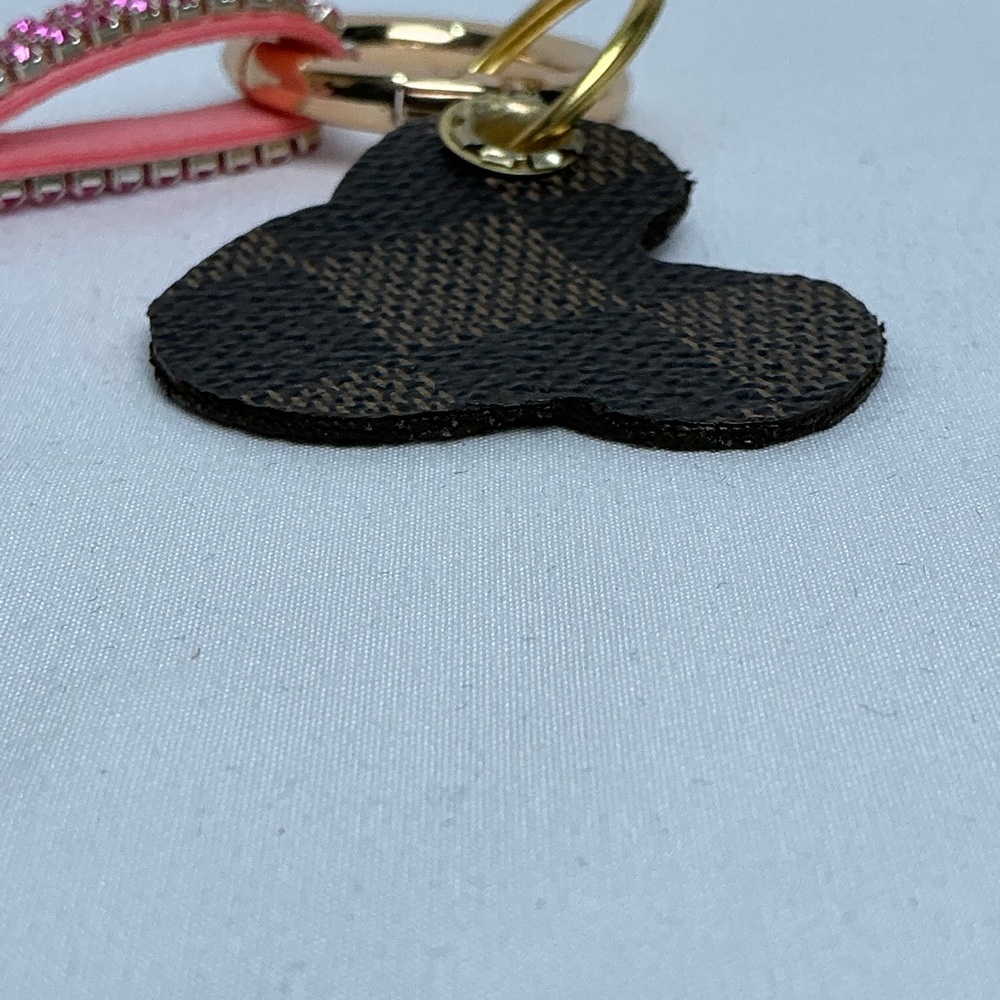 Louis Vuitton Damier Gold and Black brown Keychain mouse pink - Picture 3 of 4